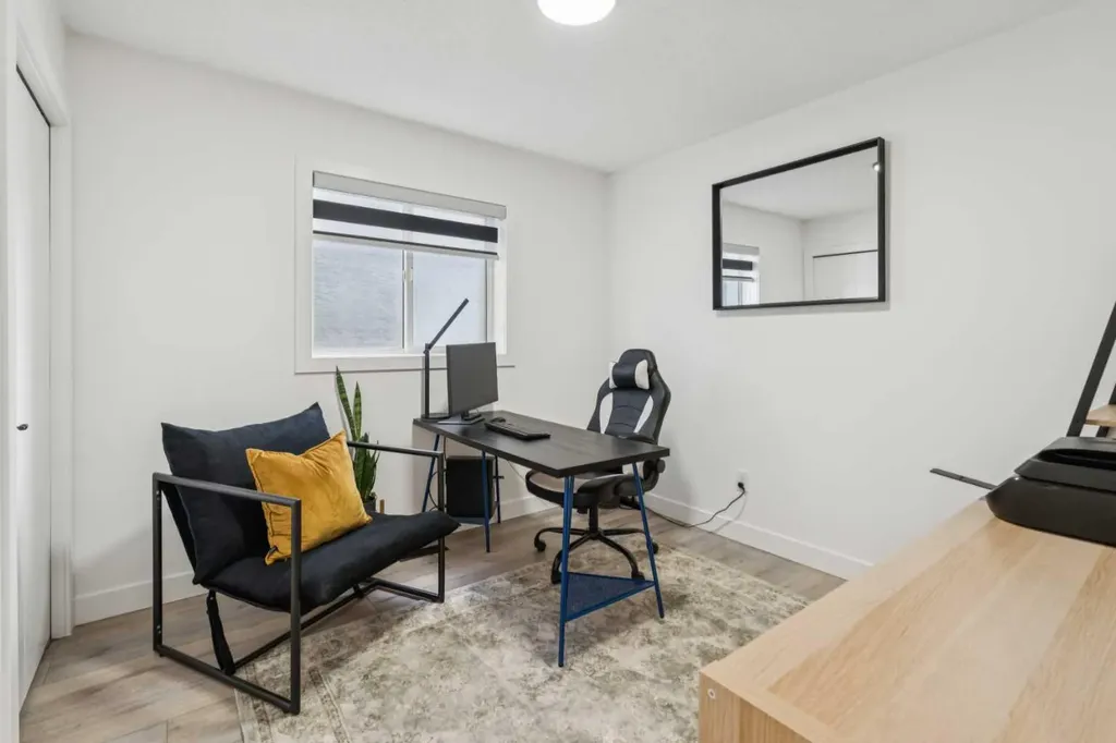 194 Martinglen Way NE Calgary AB T3J 3L1