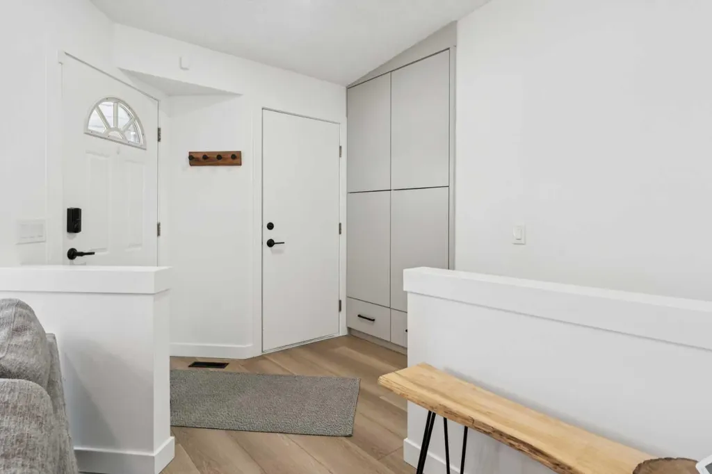 194 Martinglen Way NE Calgary AB T3J 3L1