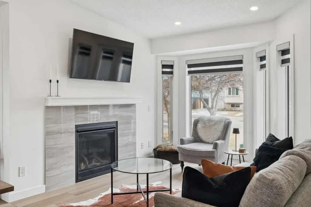 194 Martinglen Way NE Calgary AB T3J 3L1