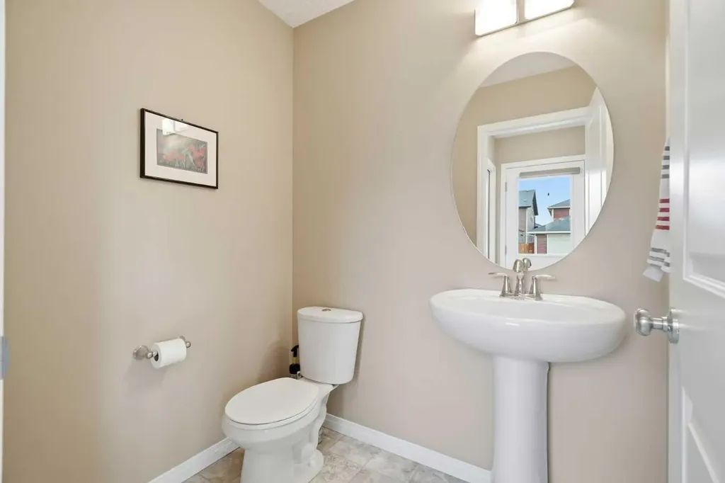 383 Fireside Place Cochrane AB T4C 0R5