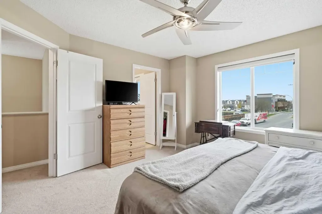 383 Fireside Place Cochrane AB T4C 0R5