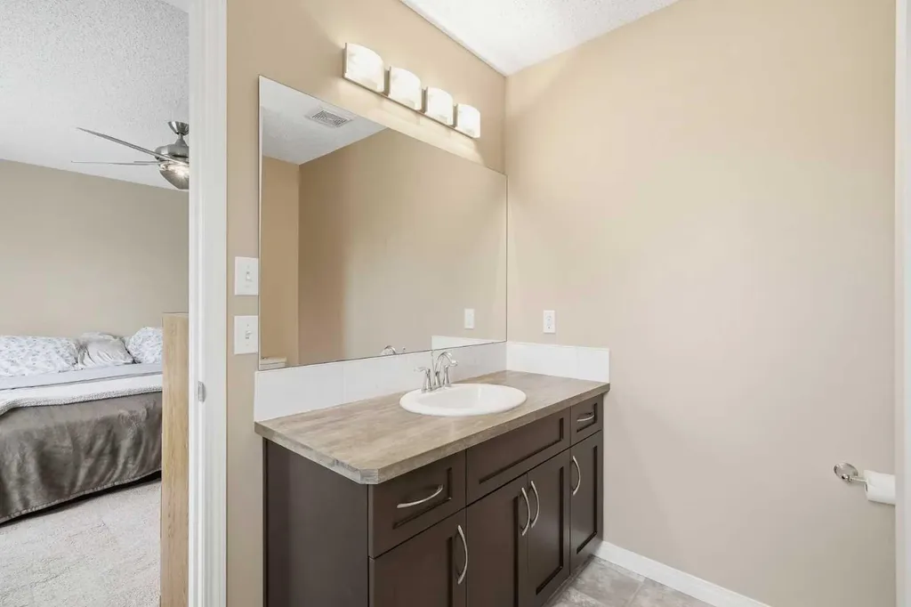 383 Fireside Place Cochrane AB T4C 0R5