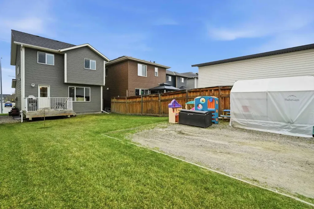 383 Fireside Place Cochrane AB T4C 0R5