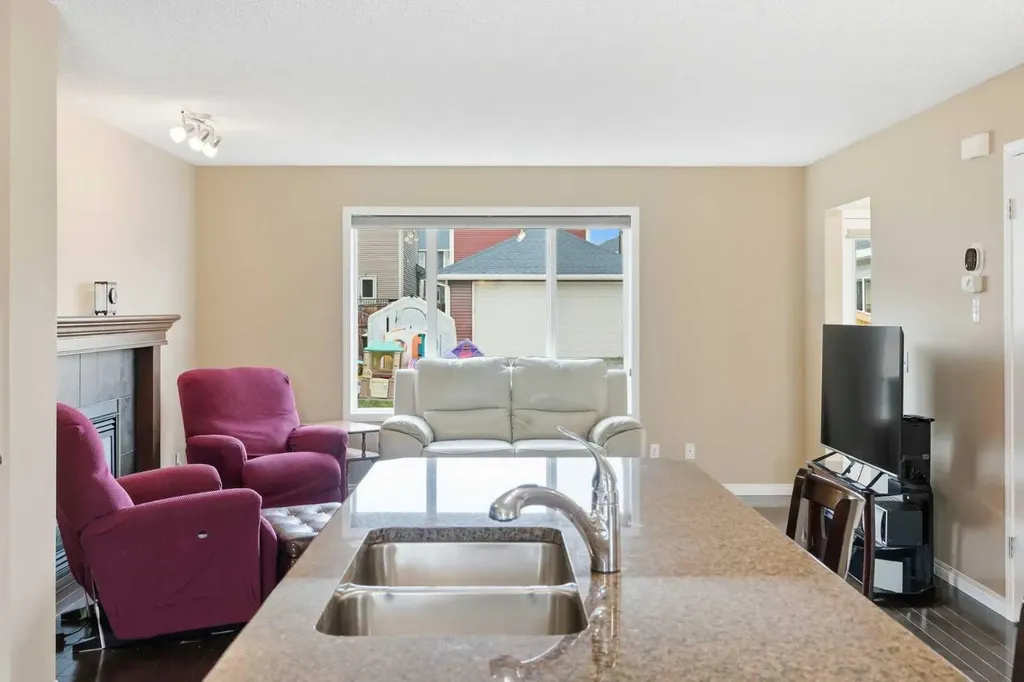 383 Fireside Place Cochrane AB T4C 0R5