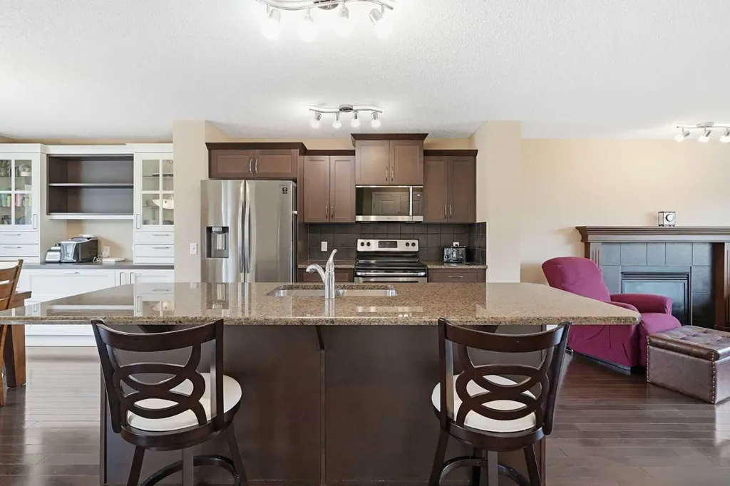 383 Fireside Place Cochrane AB T4C 0R5