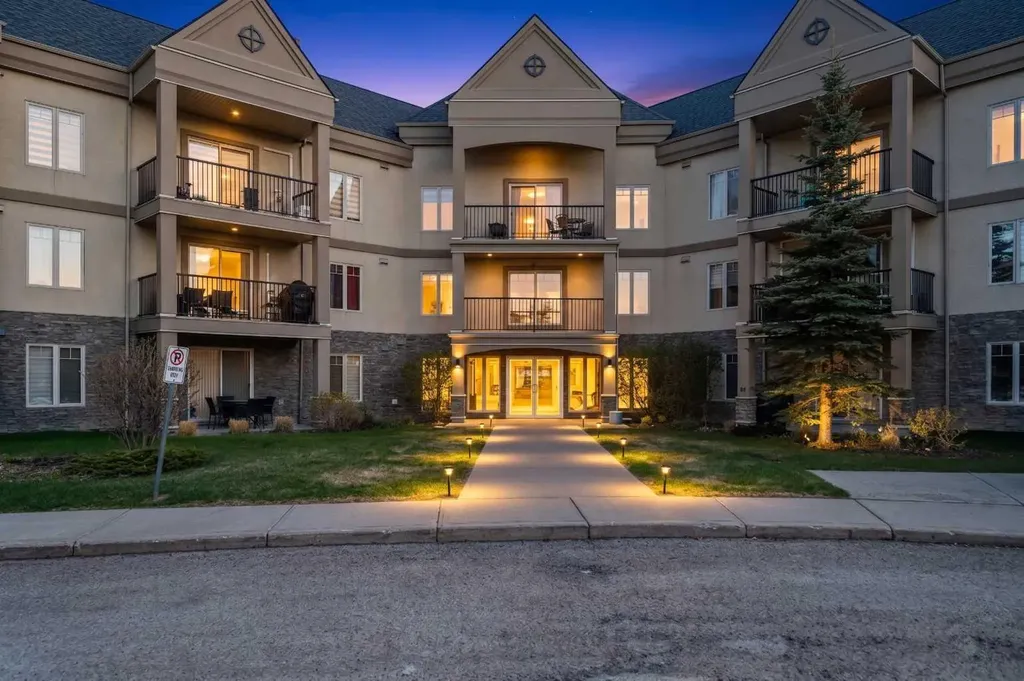 30 Cranfield Link SE Calgary AB T3M0C4