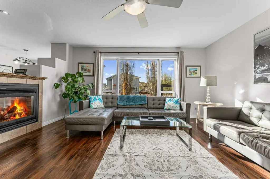 199 Adams Close Red Deer AB T4R 3C8