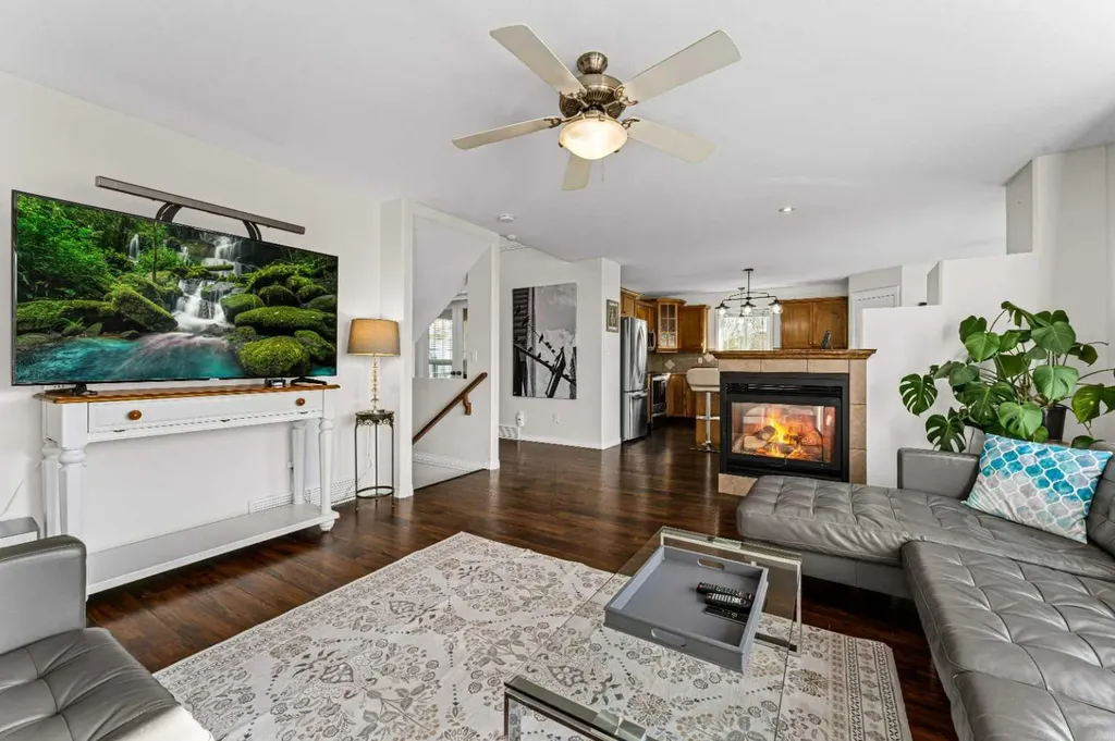 199 Adams Close Red Deer AB T4R 3C8