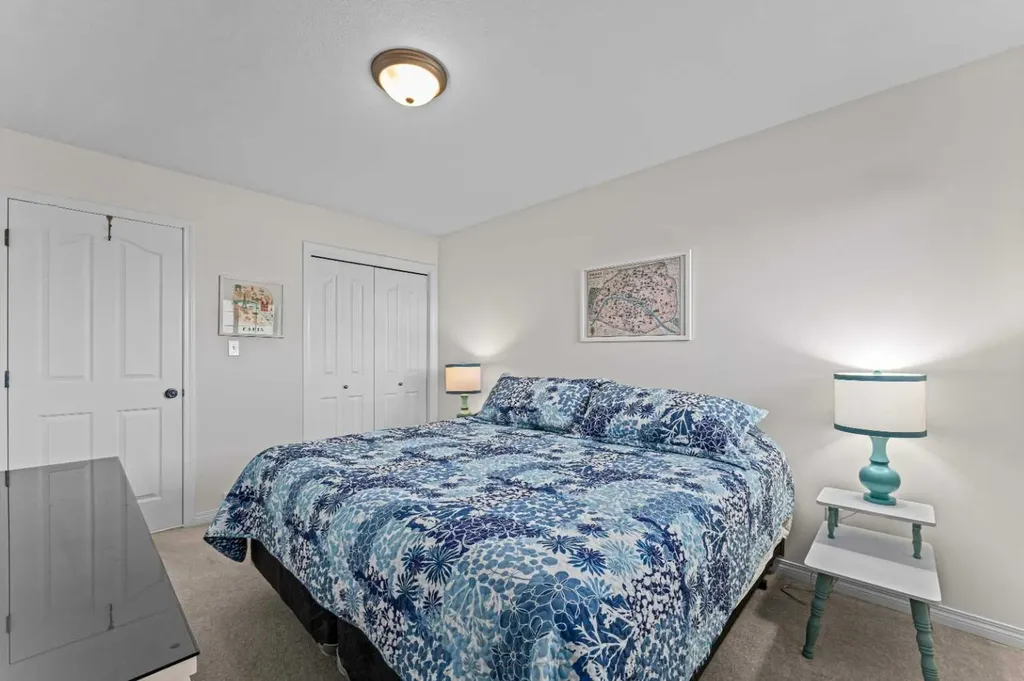 199 Adams Close Red Deer AB T4R 3C8