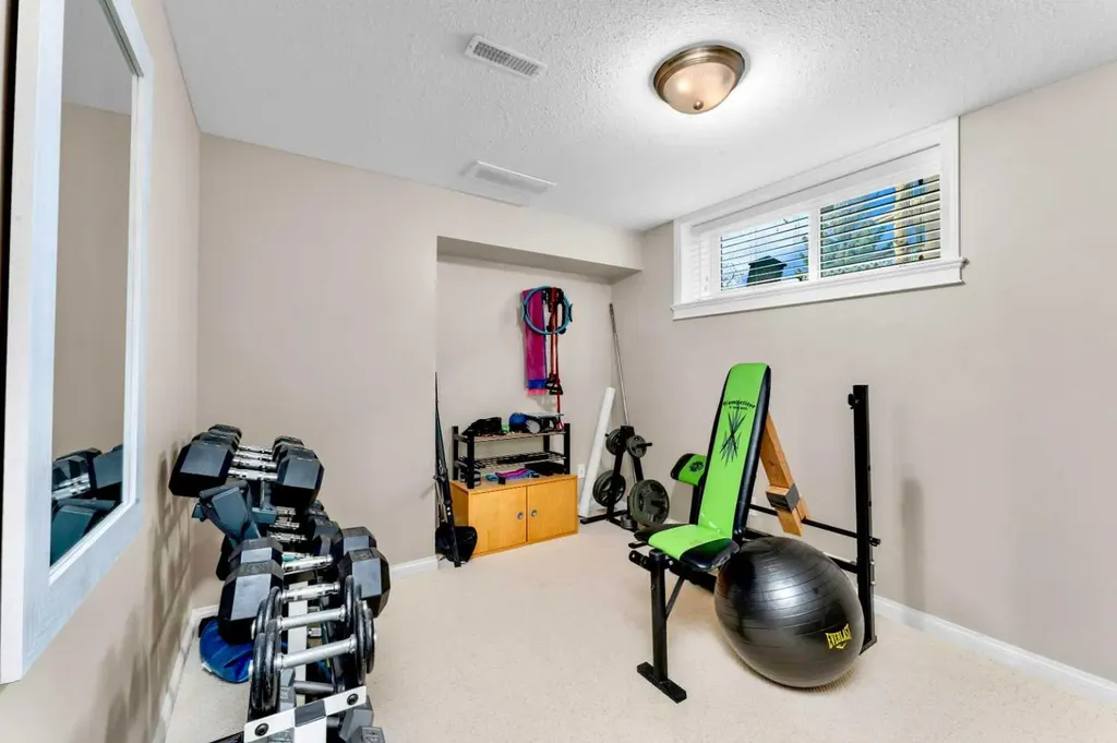 199 Adams Close Red Deer AB T4R 3C8