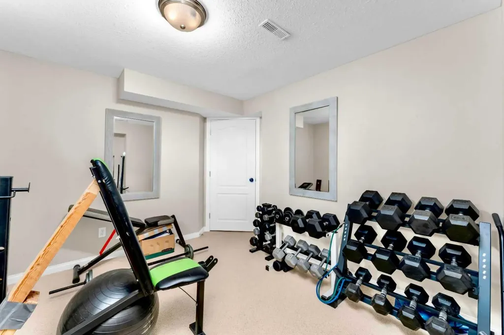 199 Adams Close Red Deer AB T4R 3C8