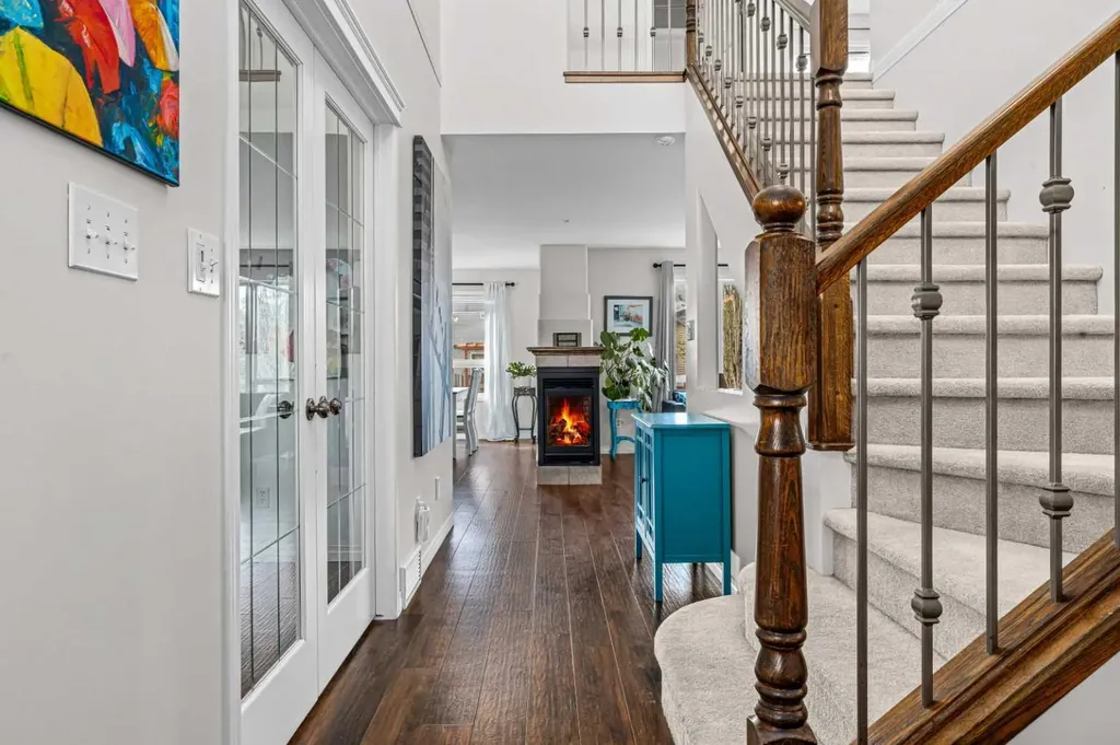 199 Adams Close Red Deer AB T4R 3C8