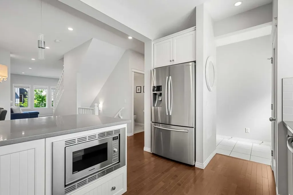 393 Marquis Heights SE Calgary AB T3M 2A7