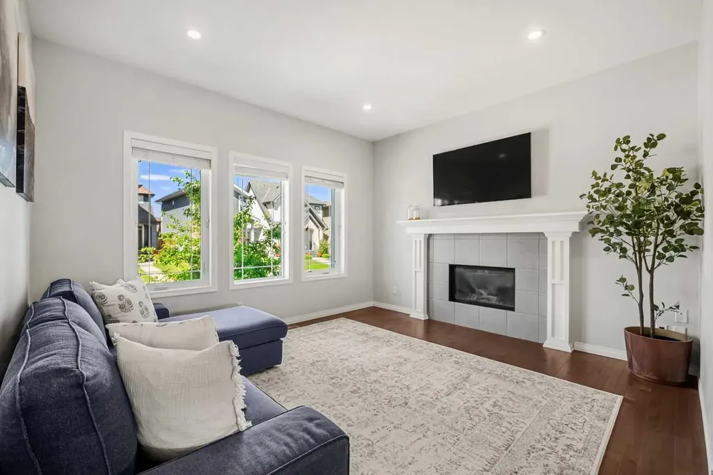 393 Marquis Heights SE Calgary AB T3M 2A7