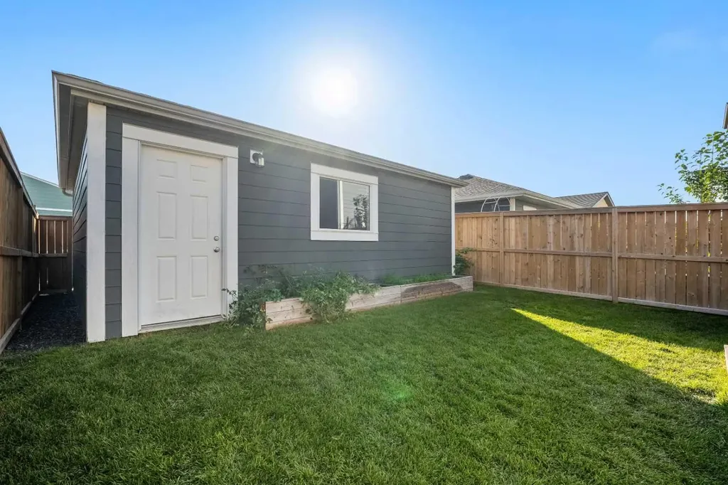393 Marquis Heights SE Calgary AB T3M 2A7