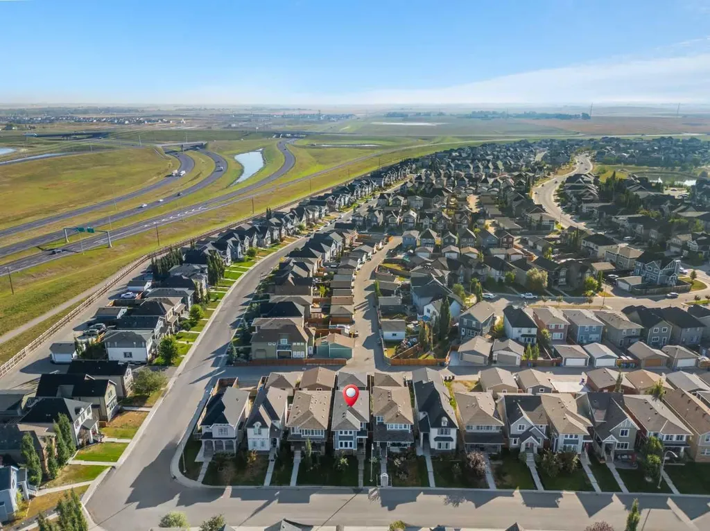 393 Marquis Heights SE Calgary AB T3M 2A7