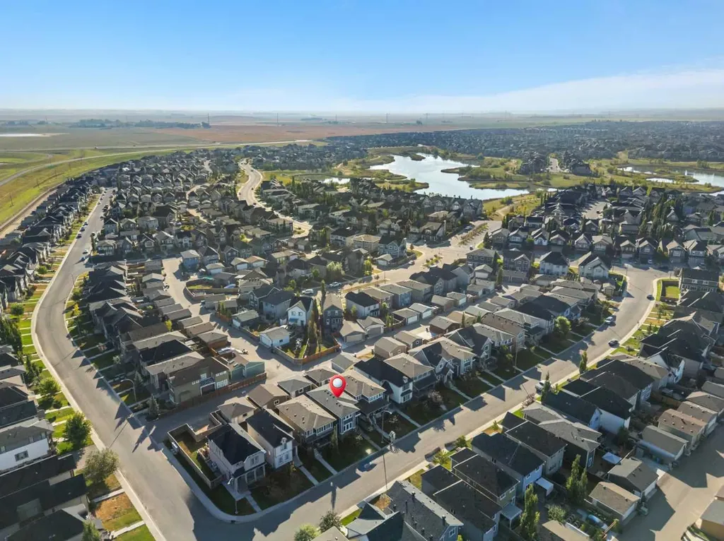 393 Marquis Heights SE Calgary AB T3M 2A7