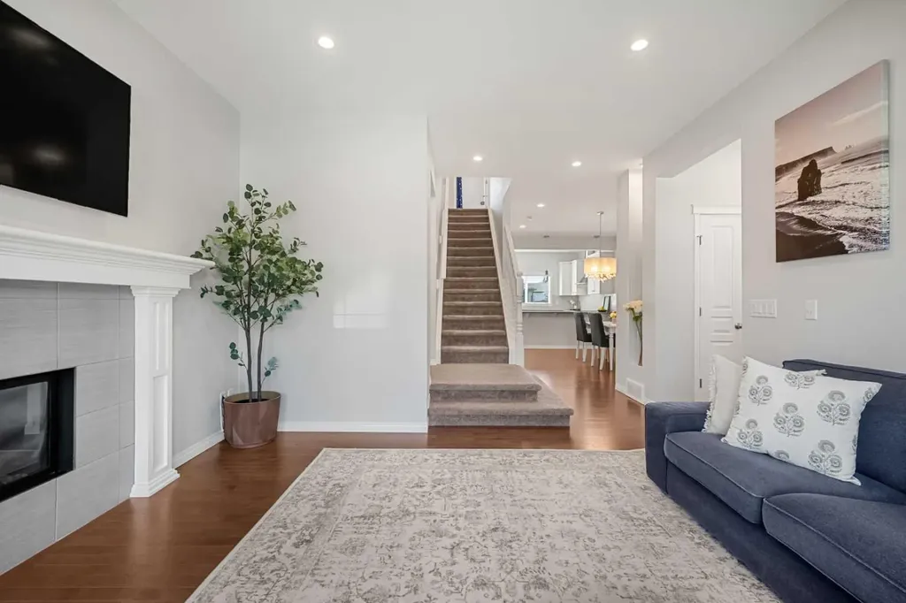 393 Marquis Heights SE Calgary AB T3M 2A7