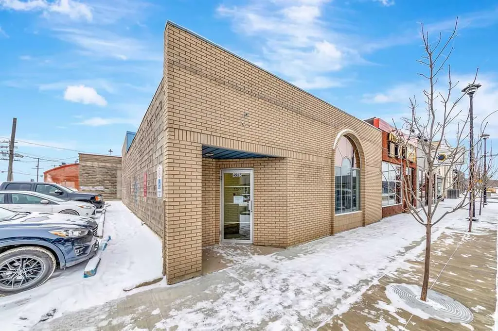 4921/4925 50 Street Lloydminster SK S9V 0N1