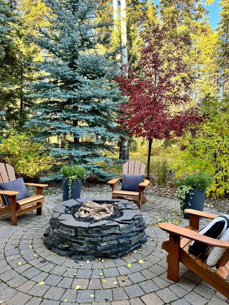 307 Hawk's Nest Hollow Rural Foothills County AB T0L 1W0
