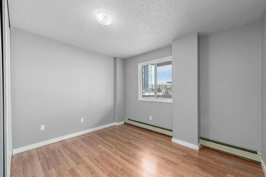 1320 12 Avenue SW Calgary AB T3C 3R6