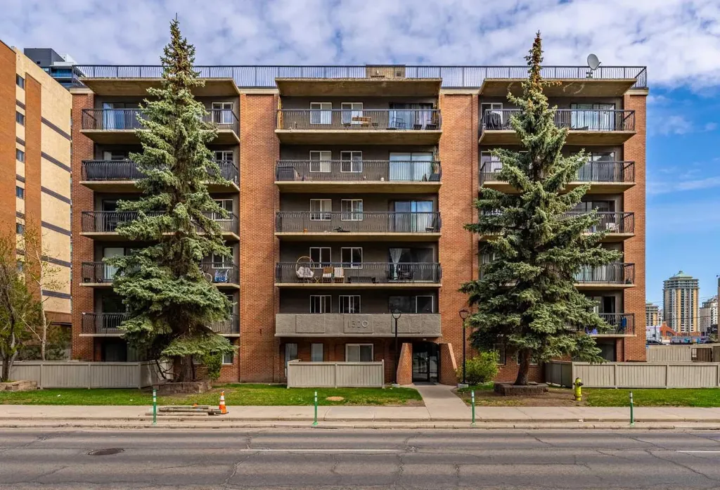 1320 12 Avenue SW Calgary AB T3C 3R6