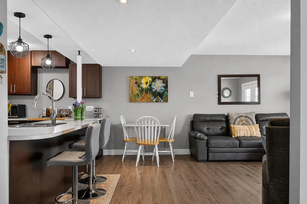 129 Windford Park SW Airdrie AB T4B 4E6