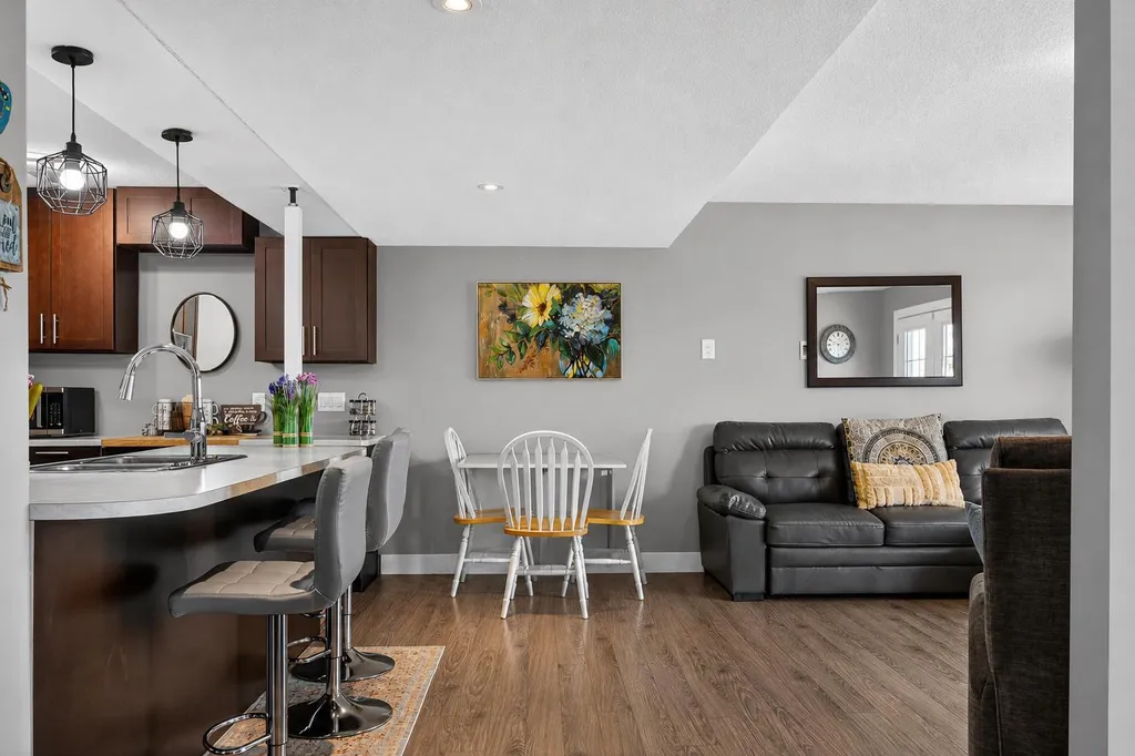 129 Windford Park SW Airdrie AB T4B 4E6
