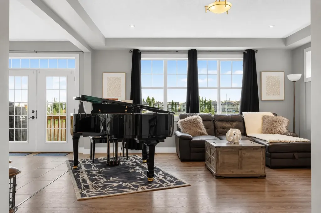 129 Windford Park SW Airdrie AB T4B 4E6