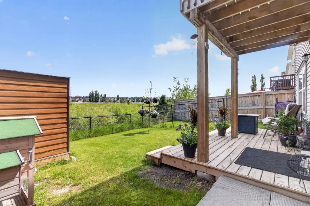 129 Windford Park SW Airdrie AB T4B 4E6