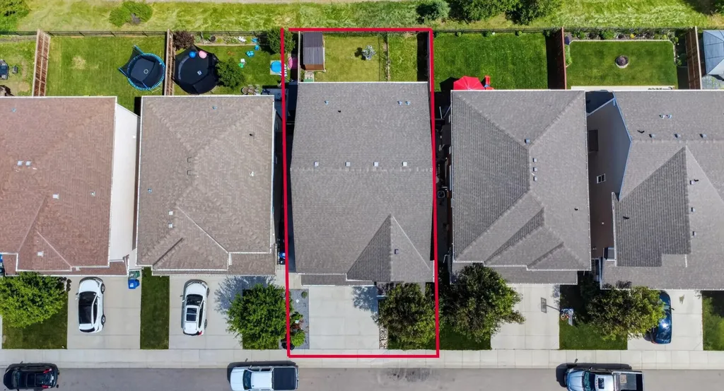129 Windford Park SW Airdrie AB T4B 4E6