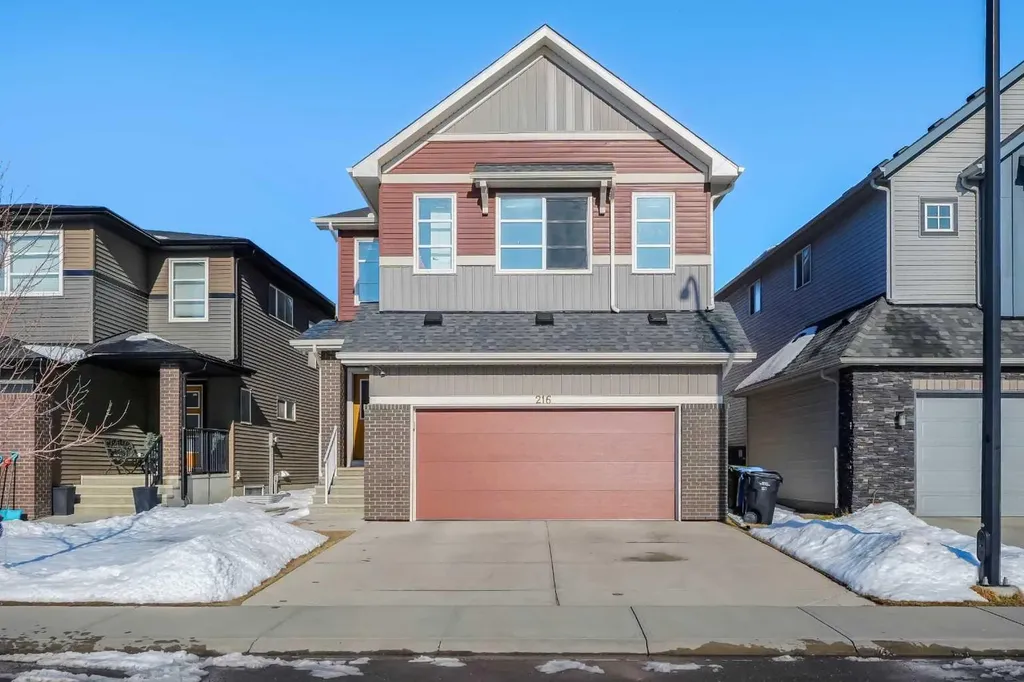 216 Carringvue Manor NW Calgary AB T3P 0W3