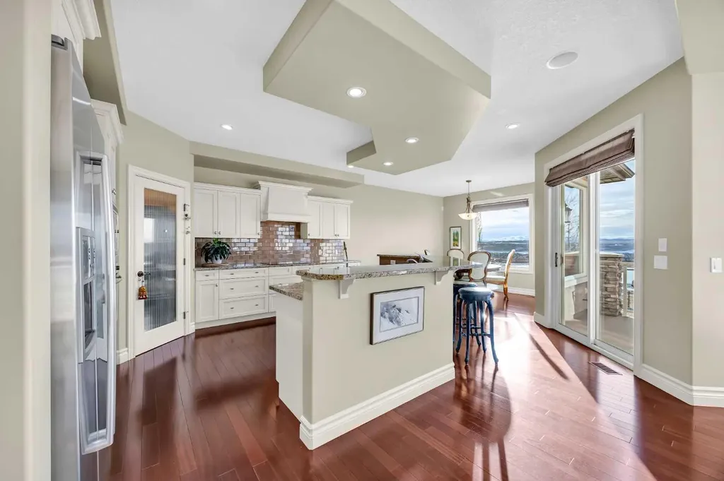 106 Cranleigh Terrace SE Calgary AB T3M 0G5