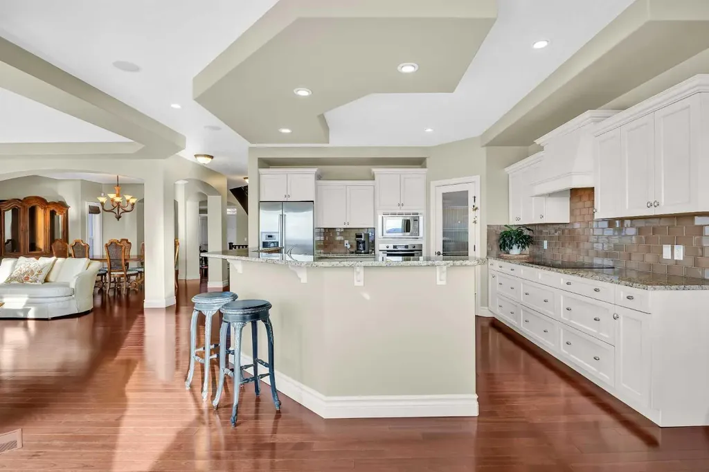 106 Cranleigh Terrace SE Calgary AB T3M 0G5