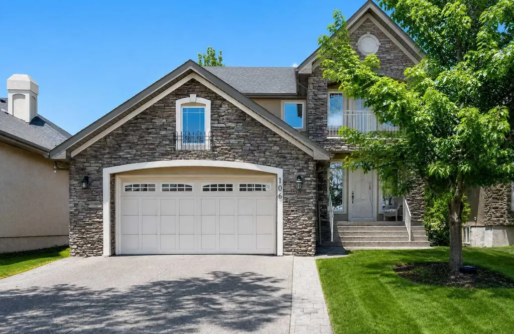 106 Cranleigh Terrace SE Calgary AB T3M 0G5
