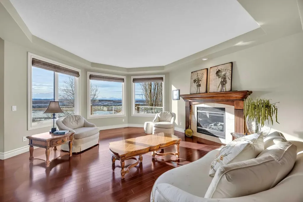 106 Cranleigh Terrace SE Calgary AB T3M 0G5