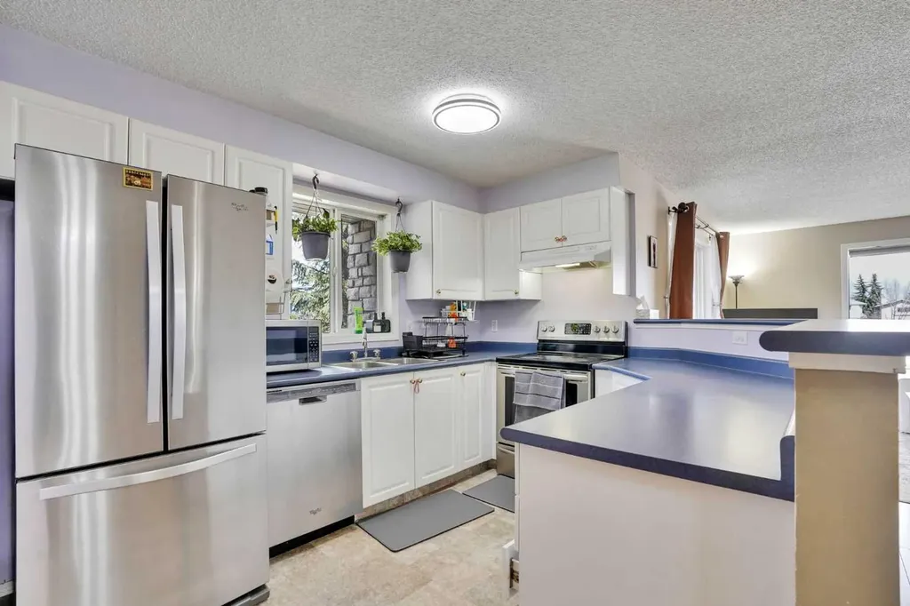 2600 66 Street NE Calgary AB T1Y7L1