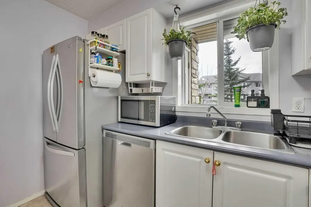 2600 66 Street NE Calgary AB T1Y7L1