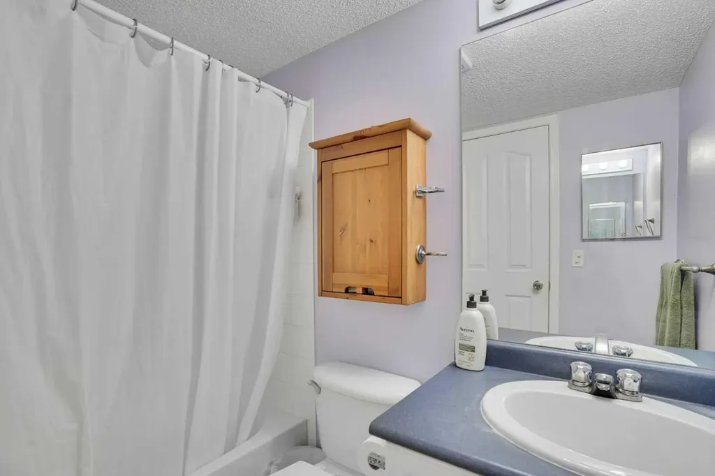 2600 66 Street NE Calgary AB T1Y7L1