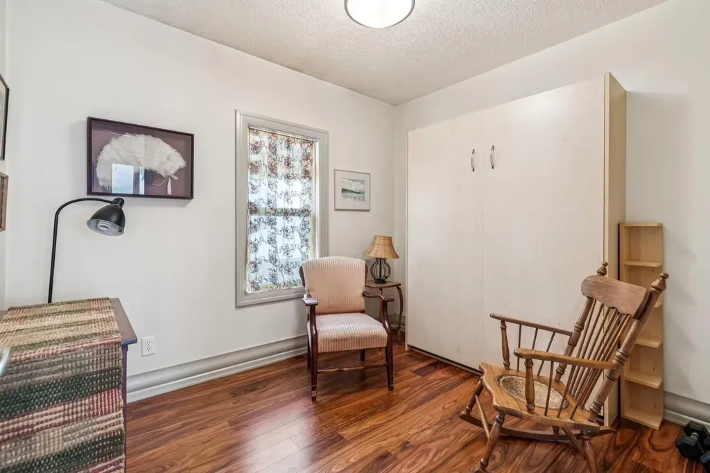 515 7 Street NE Calgary AB T2E4C5