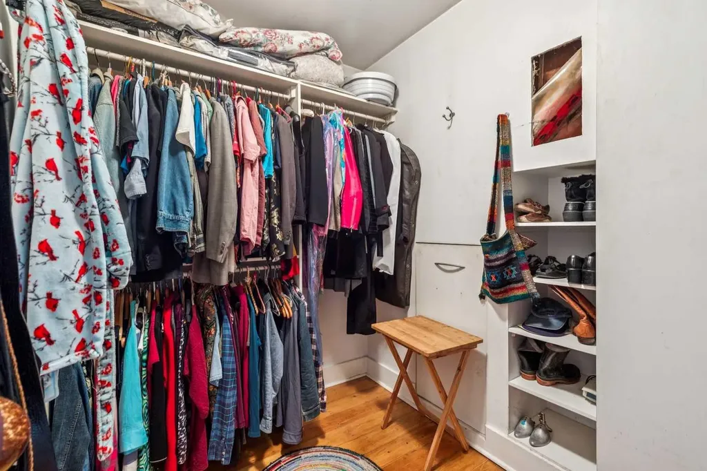 515 7 Street NE Calgary AB T2E4C5