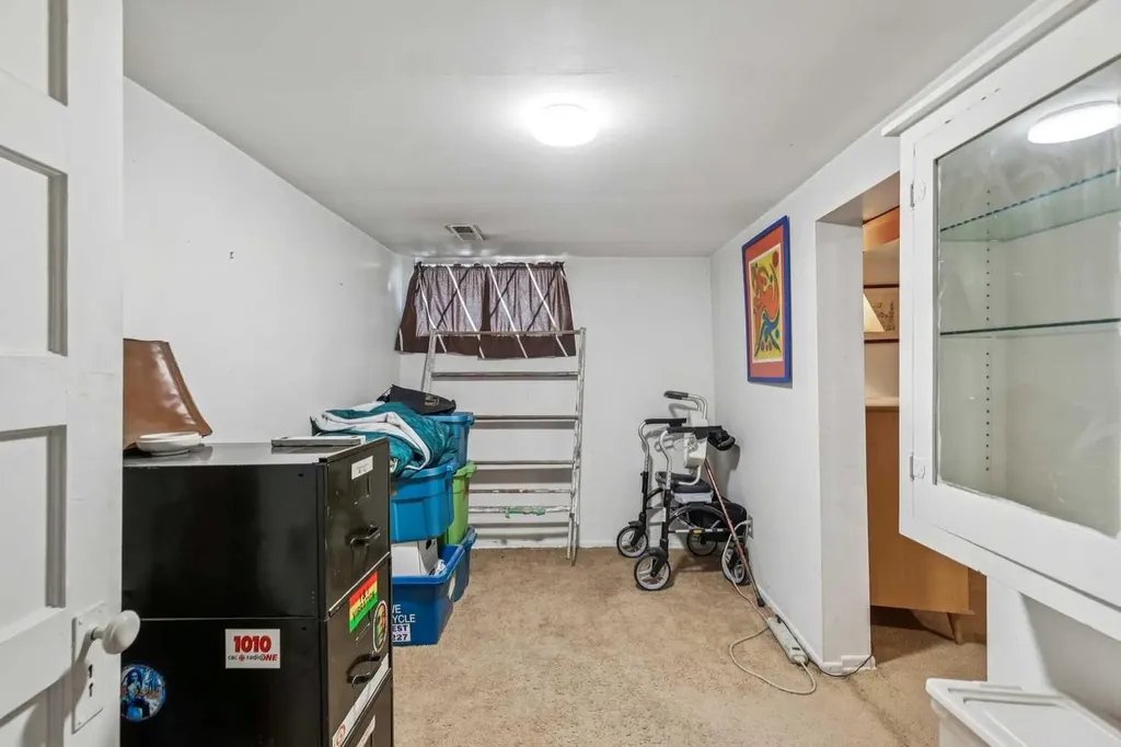 515 7 Street NE Calgary AB T2E4C5
