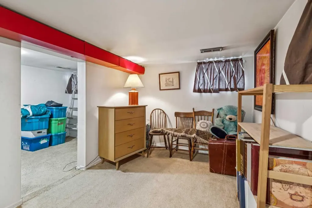515 7 Street NE Calgary AB T2E4C5