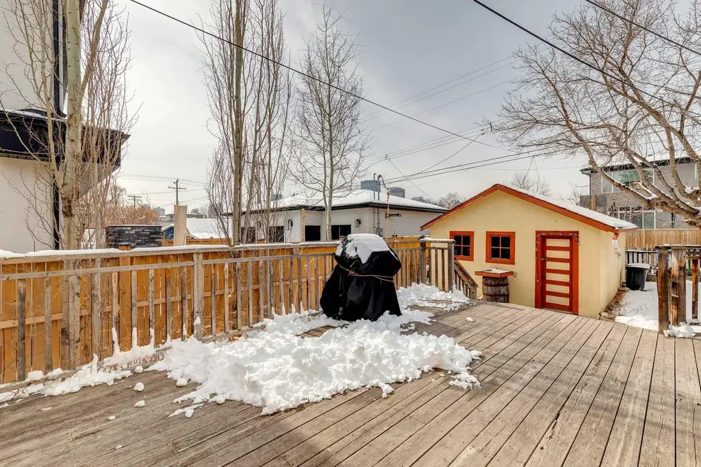 515 7 Street NE Calgary AB T2E4C5