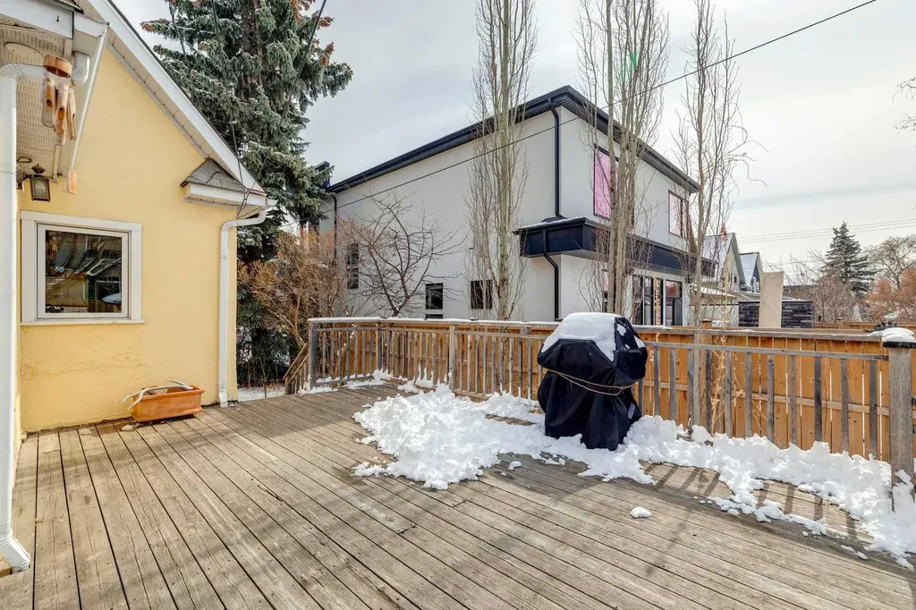 515 7 Street NE Calgary AB T2E4C5