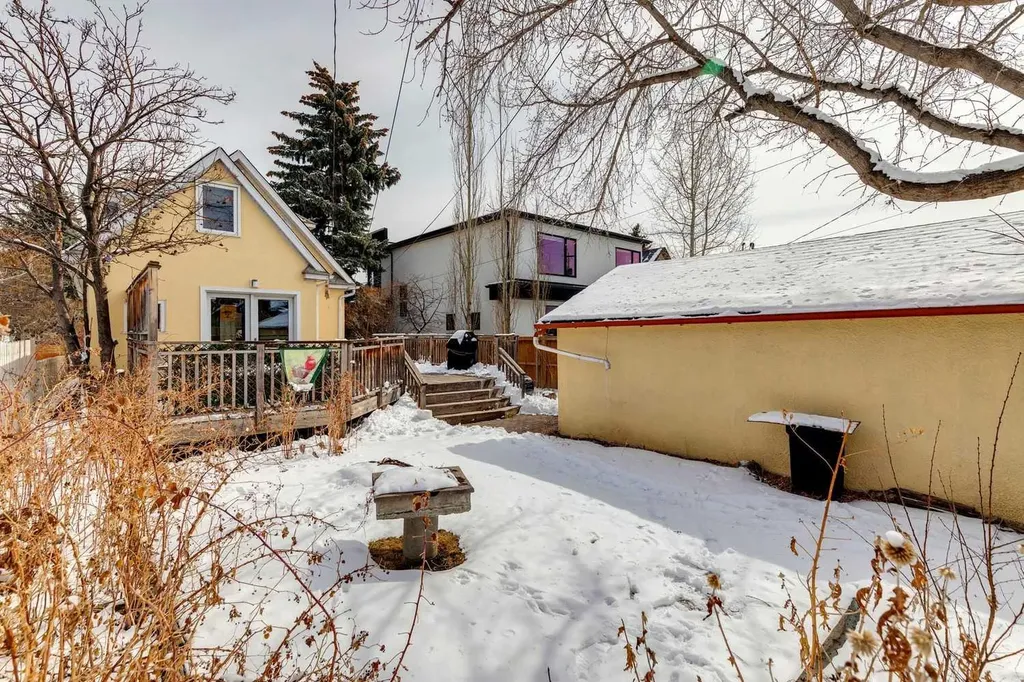 515 7 Street NE Calgary AB T2E4C5