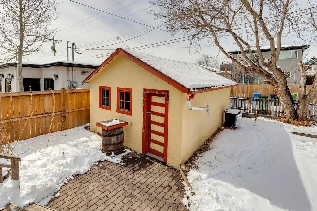 515 7 Street NE Calgary AB T2E4C5