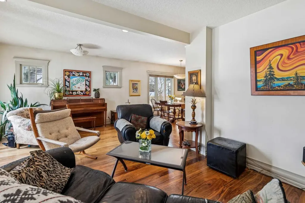 515 7 Street NE Calgary AB T2E4C5