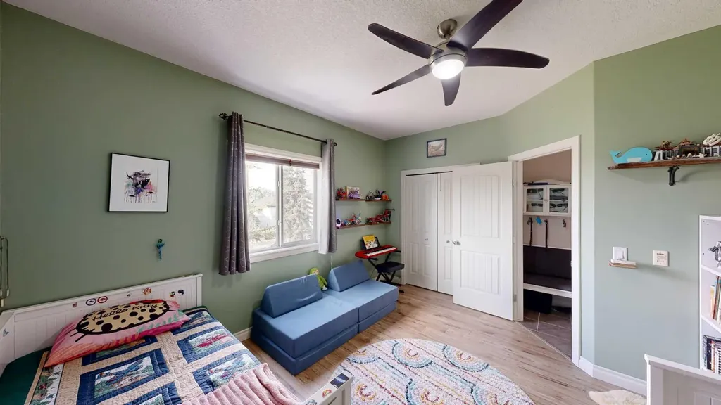 110 12 Avenue NE Calgary AB T2E 0Z9