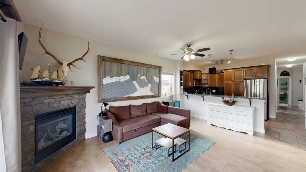 110 12 Avenue NE Calgary AB T2E 0Z9